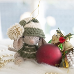 Noel the Christmas Mouse amigurumi pattern by 
