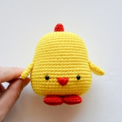 Easter Chick and Egg amigurumi pattern by unknown
