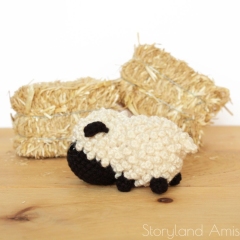 Lyla the Baby Lamb amigurumi pattern by unknown