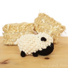 Lyla the Baby Lamb amigurumi pattern by unknown