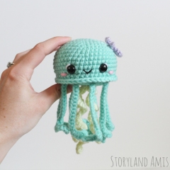 Mochi the Jellyfish amigurumi pattern by unknown