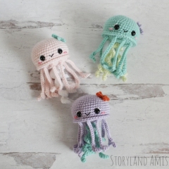 Mochi the Jellyfish amigurumi pattern by unknown