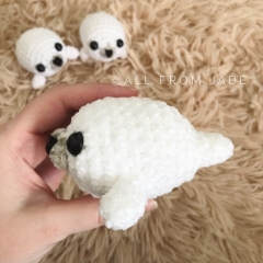 Baby Seal amigurumi pattern by unknown