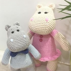 Mom and Baby Hippo amigurumi pattern by unknown