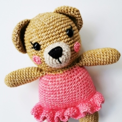 Belle and Bob Bears amigurumi pattern by unknown