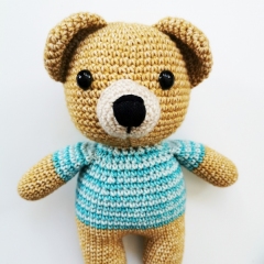 Belle and Bob Bears amigurumi pattern by unknown