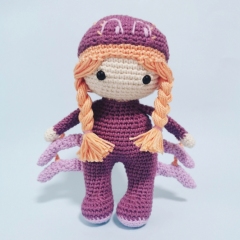 Heidi the Spider Doll amigurumi pattern by unknown