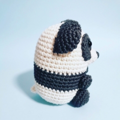 Perry the Panda amigurumi pattern by unknown