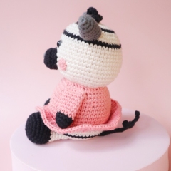 Zuri the Zebra amigurumi pattern by unknown