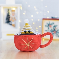 Hot Choco Christmas Mug amigurumi pattern by unknown