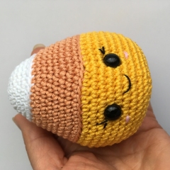 Candy corn amigurumi pattern by unknown