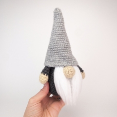 Gerome the Gnome amigurumi pattern by Theresas Crochet Shop