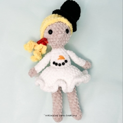 Snowgirl Eliza amigurumi pattern by Whimsical Yarn Creations