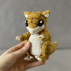 Sandshrew amigurumi by CrochetThingsByB