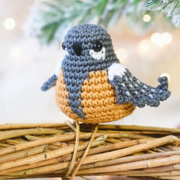 Crochet bird Great Tit amigurumi pattern by lilleliis