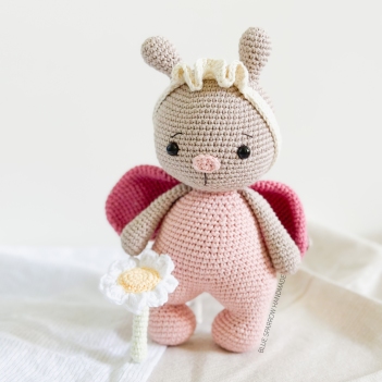 Cleo the Ladybug amigurumi pattern by Bluesparrow Handmade