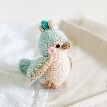 Mavi the Sparrow amigurumi pattern by Bluesparrow Handmade