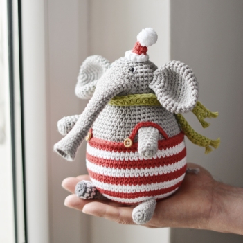 Bubble the Elephant Crochet Pattern amigurumi pattern by FireflyCrochet