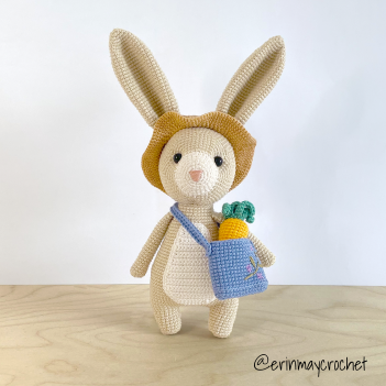 Hazel the Bunny amigurumi pattern by erinmaycrochet