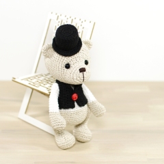 Teddy Bear in a Vest and Top Hat amigurumi by Kristi Tullus