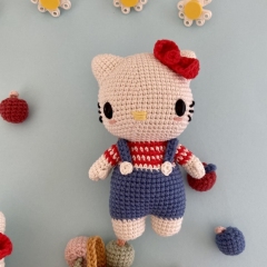 Hello Kitty amigurumi by Los sospechosos
