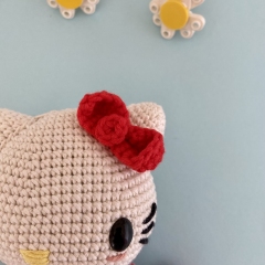 Hello Kitty amigurumi pattern by Los sospechosos