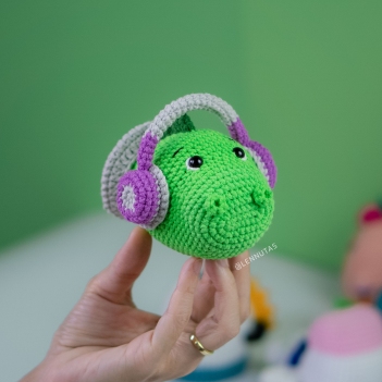 Relaxing Dinosaur amigurumi pattern by Lennutas