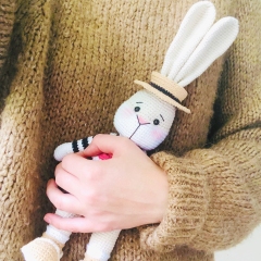 Ruby the Rabbit amigurumi pattern by Fluffy Tummy