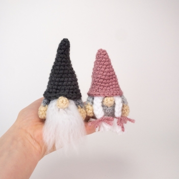 Graham the Mini Gnome amigurumi pattern by Theresas Crochet Shop