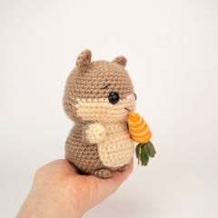 Humphrey the Hamster amigurumi by Theresas Crochet Shop