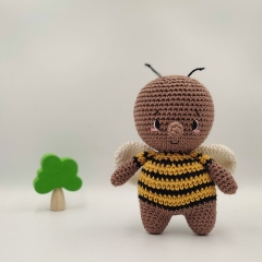 Melissa the little Bee amigurumi by IwannaBeHara