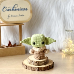 Baby Yoda Crochet Pattern amigurumi by Crocheniacs