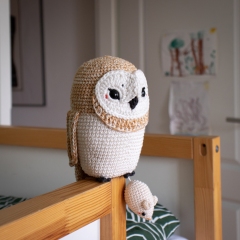 Barn Owl Olivia - Musical Toy amigurumi pattern by Lalylala