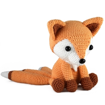 Fox the Kitsune amigurumi pattern by Sabrina Somers