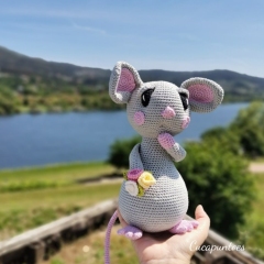 Bianca the little mouse amigurumi pattern by Cucapuntoes