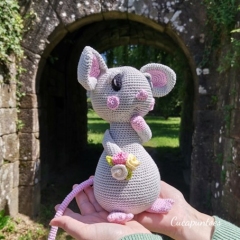 Bianca the little mouse amigurumi by Cucapuntoes