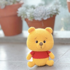 Winnie The Pooh amigurumi by RikaCraftVN