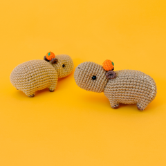 Capybara amigurumi pattern by Curiouspapaya
