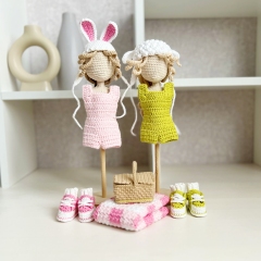 Easter picnic outfit amigurumi pattern by Fluffy Tummy