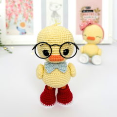 Waddle's & Wiggle's Duck Pattern amigurumi by Sarah's Hooks & Loops
