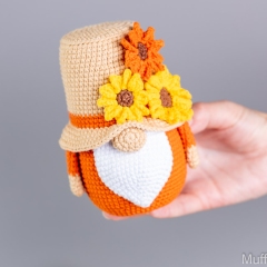 Garden Gnome amigurumi pattern by Mufficorn