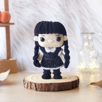 Wednesday Addams amigurumi pattern by Crocheniacs