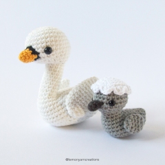 Swan and Duckling amigurumi by Lemon Yarn Creations