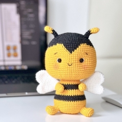 The Chubby Bee amigurumi by RikaCraftVN