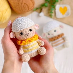 Lilu the little sheep amigurumi pattern by Knit.friends