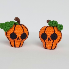 Skull Pumpkin amigurumi by Mufficorn