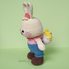 Daisy Bunny and Little Chick amigurumi by Audrey Lilian Crochet