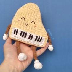 Perry the Piano