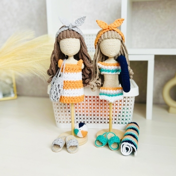 Beach time outfit amigurumi pattern by Fluffy Tummy