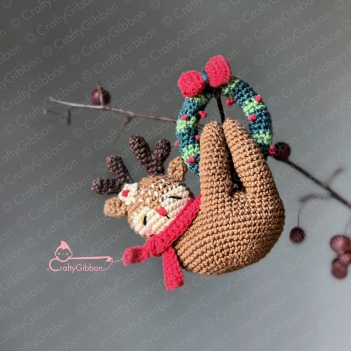 Merly the Christmas deer amigurumi pattern by CraftyGibbon